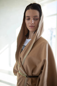 Cape en laine femme beige mi longue, coupe ample et fluide