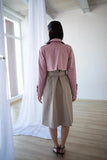 Look trench femme vue de dos