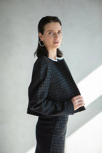 Veste courte femme en laine et cachemire – style chic et élégant